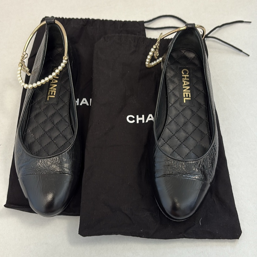 Chanel Pearl strap ballet flats - Picture 8 of 8
